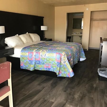 Deluxe Inn Kilgore Экстерьер фото